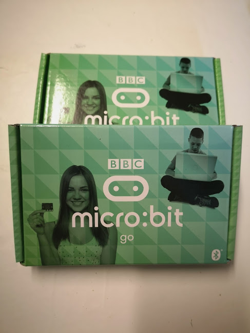 BBC micro:bit in box