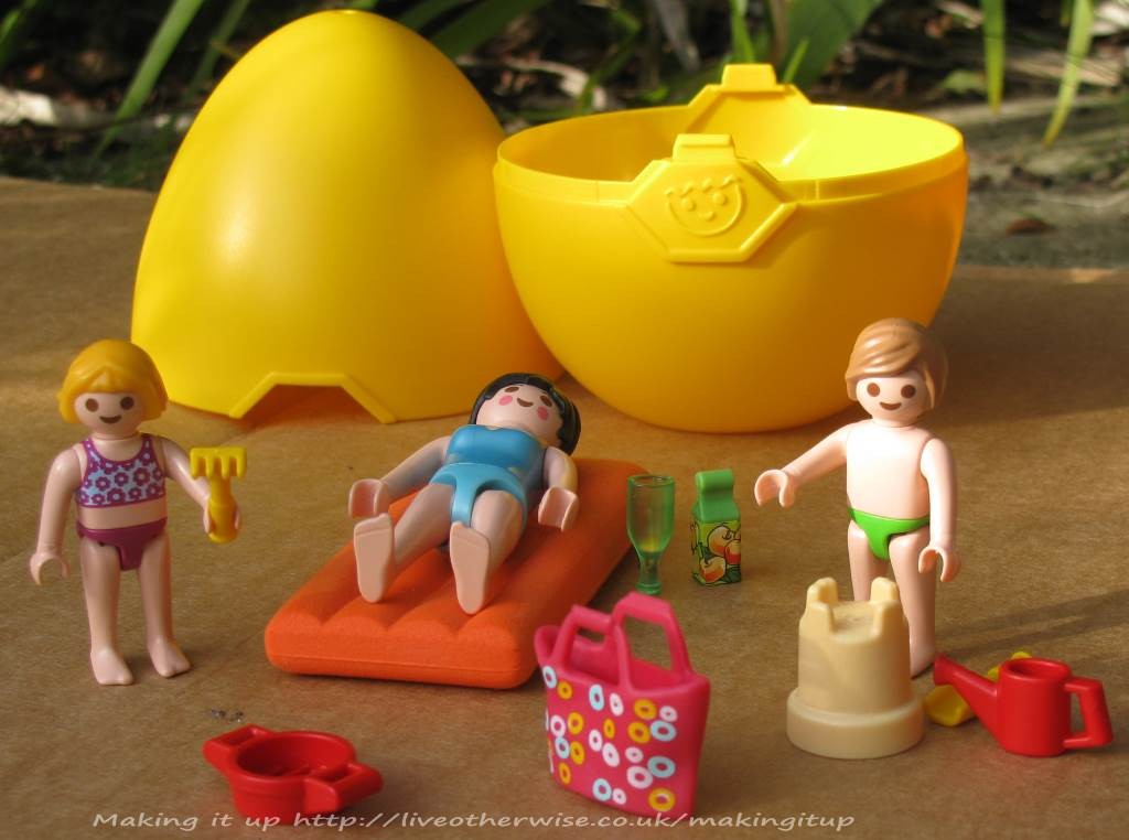 playmobil at the beach