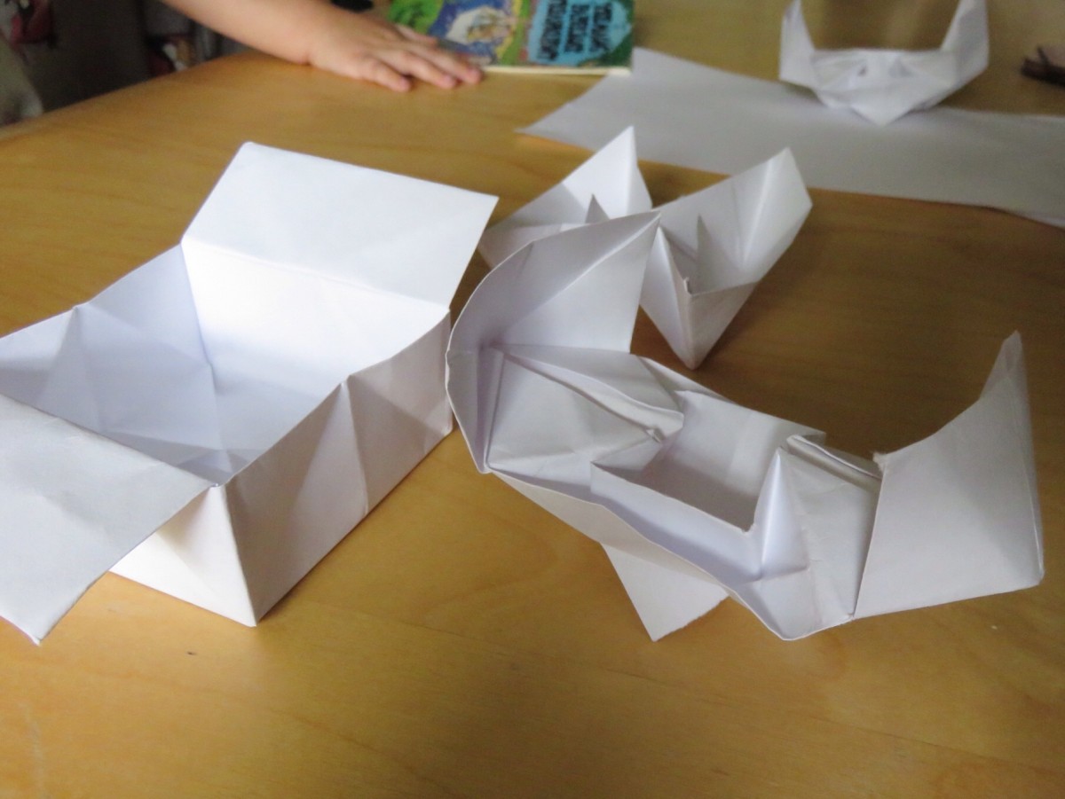 chinese junk, box, two boats